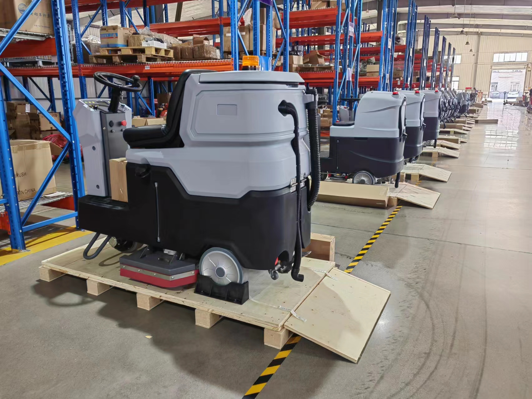 Entrega de 1*40'contenedores HQ Fregadora de pisos a Rusia