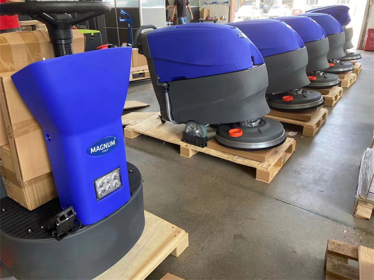 Nuevo envío de fregadora de pisos a Vietnam