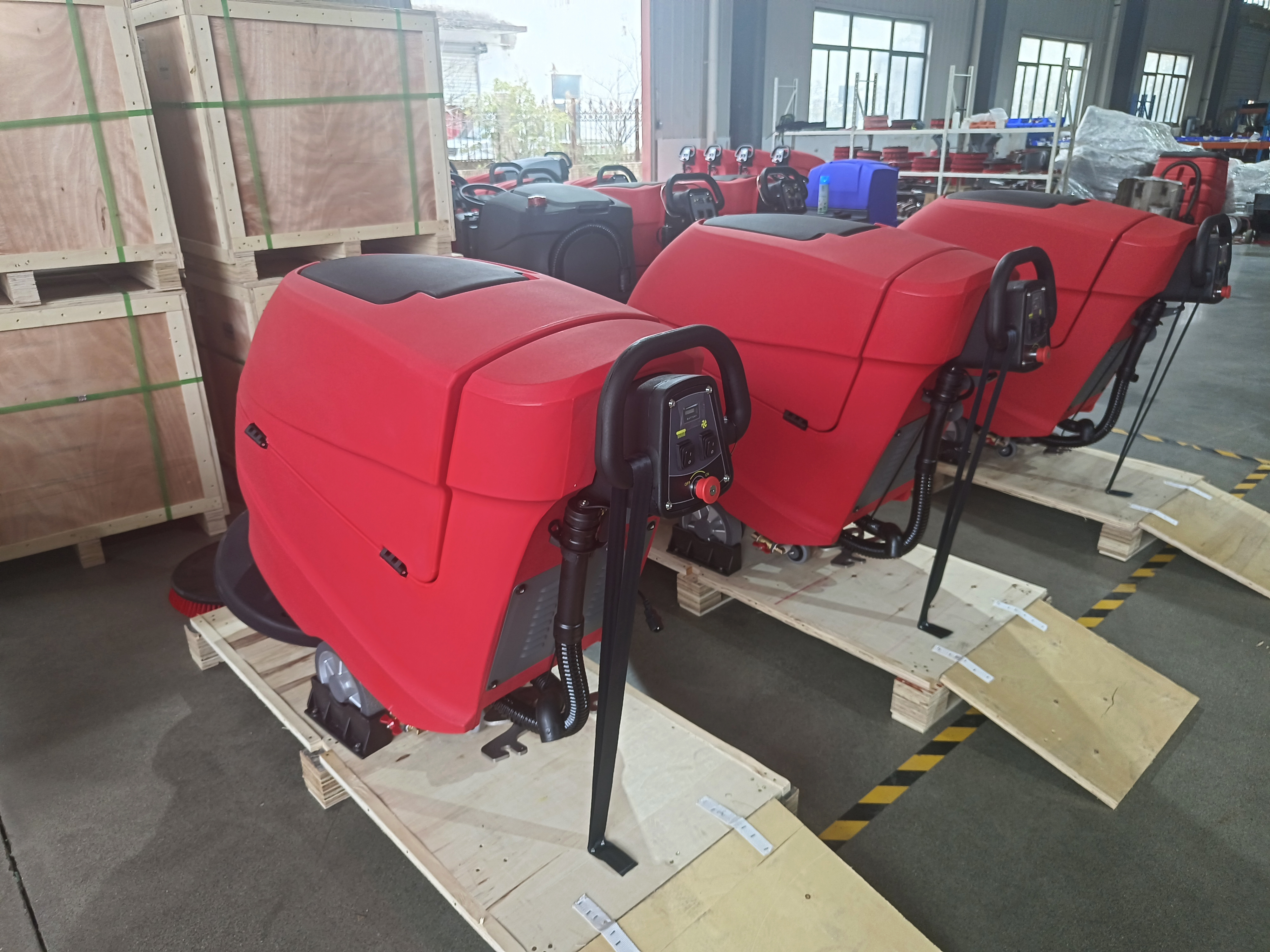 El 4 de marzo, se enviaron tres depuradores de mano A-5B