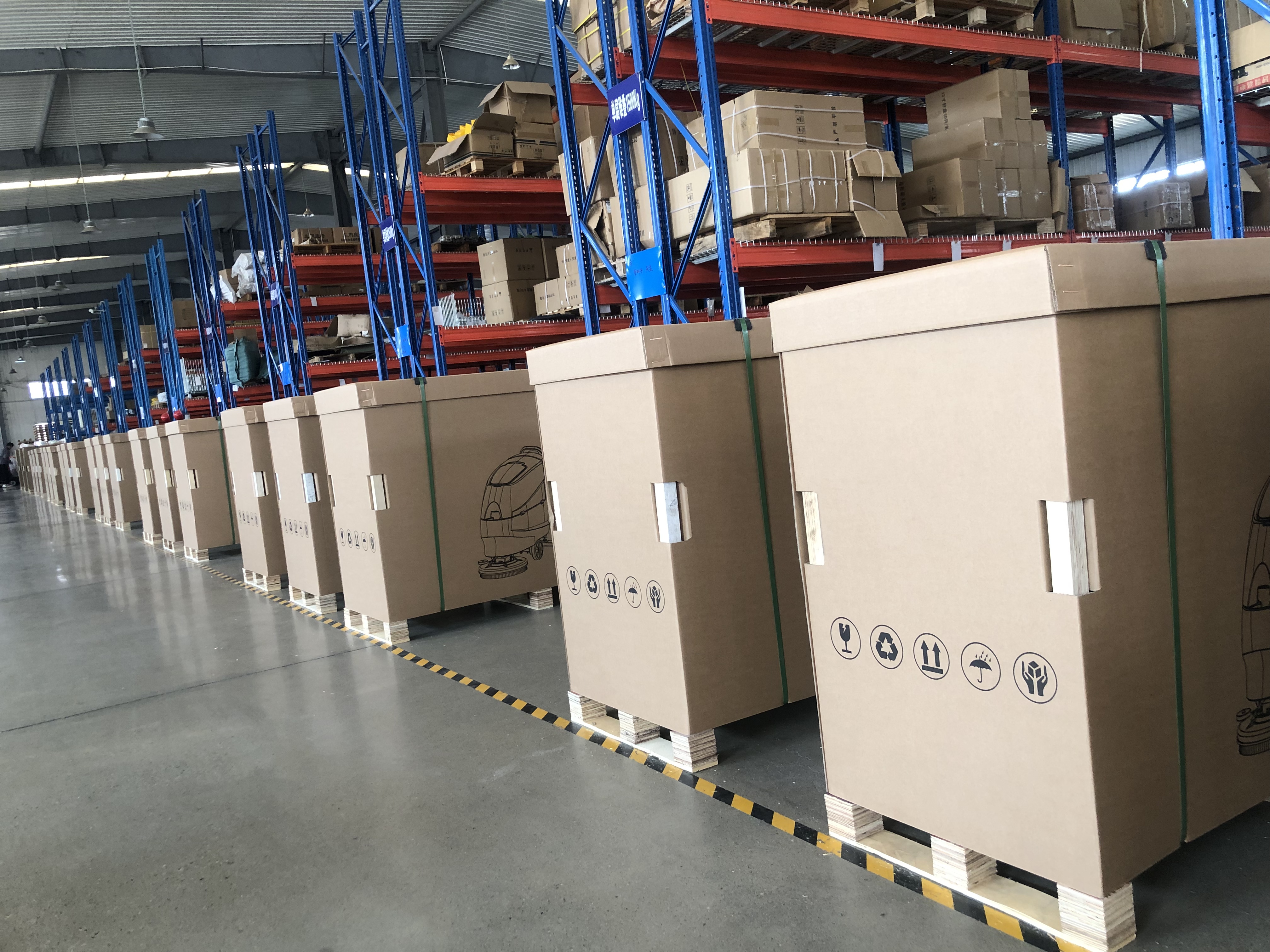 Entrega de pedidos de rutina a clientes extranjeros