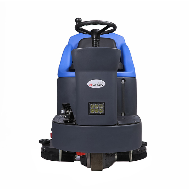 Ride on Floor Scrubber