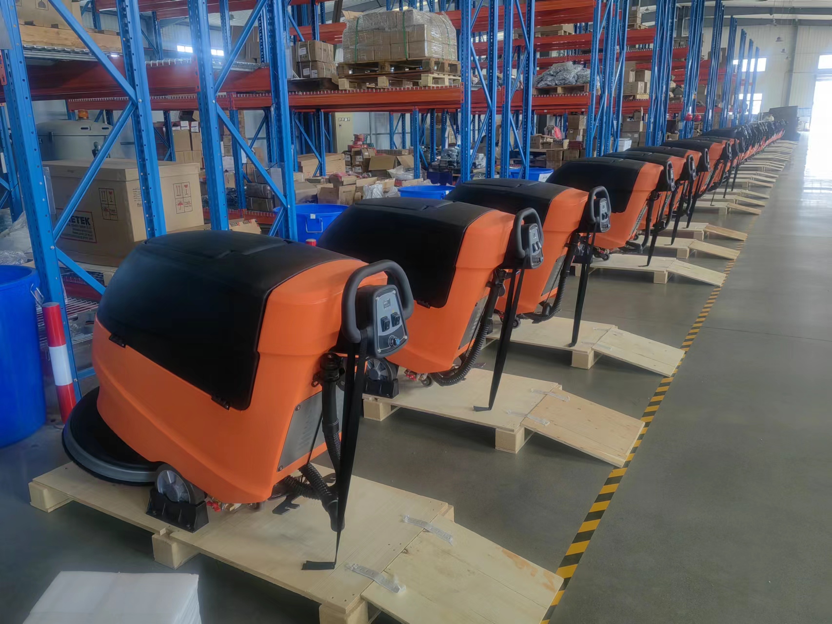 Mantenimiento del motor de aspiración de la fregadora de suelos 