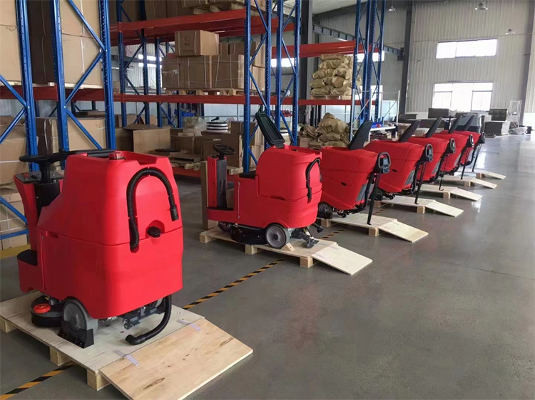 Entregar alguna fregadora de pisos en el mercado nacional.