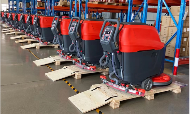 Fregadora de suelos eléctrica manual T5 puesta en marcha y entrega